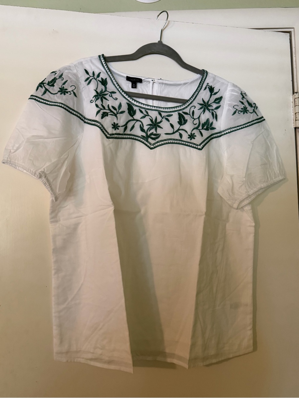 Talbots White Peasant Top with Green Floral Embroidery